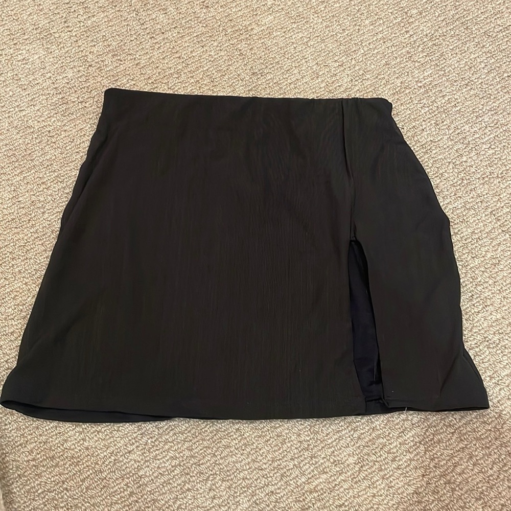 Glassons mini skirt with tall slit